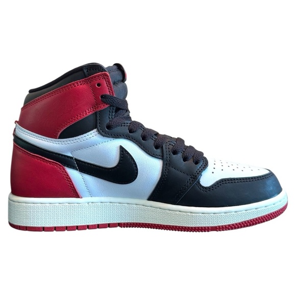 Nike Jordan 1 Retro Hightop, youth, ‘Black Toe’ - Picture 2 of 5